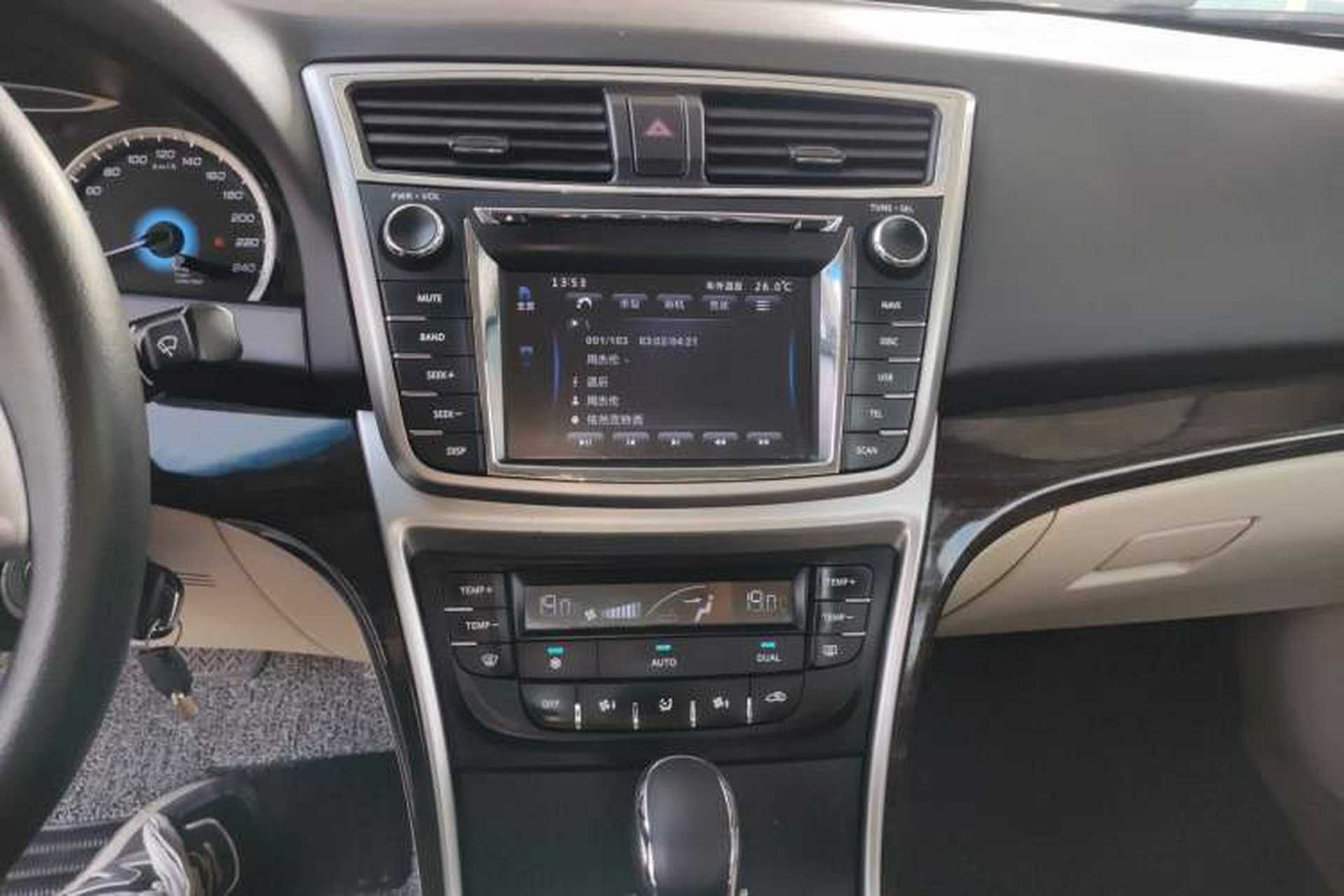 Used CHANGAN Raeton 2014 1.8T Automatic Elite Anniversary Edition China V Standard Audio And AC Panel
