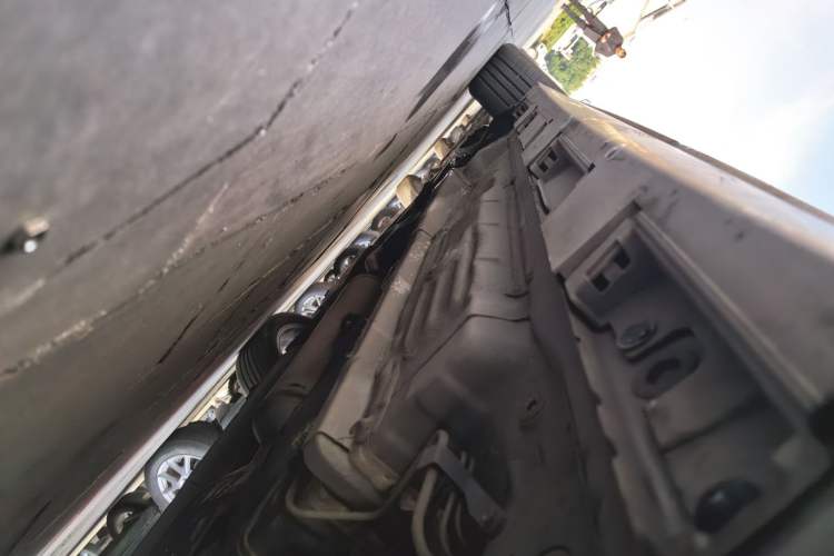 Used CHANGAN Raeton 2014 1.8T Automatic Prestige Anniversary Edition China IV Standard Left Side Sill