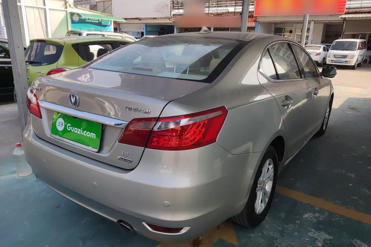 Used CHANGAN Raeton 2014 1.8T Automatic Elite Anniversary Edition China V Standard Rear Right 45 Deg
