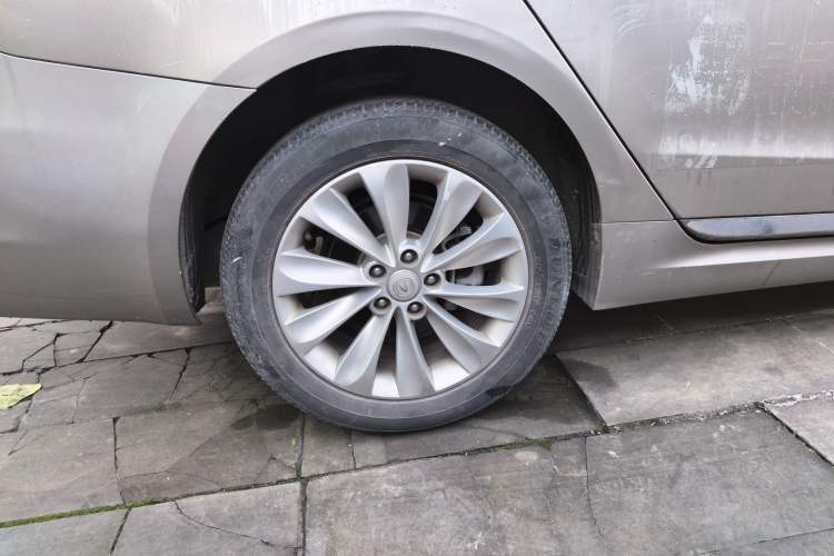 Used CHANGAN Raeton 2014 1.8T Automatic Prestige Anniversary Edition China IV Standard Right Rear Wheel Hub