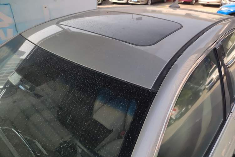 Used CHANGAN Raeton 2014 1.8T Automatic Elite Anniversary Edition China V Standard Roof
