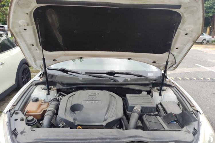 Used CHANGAN Raeton 2014 1.8T Automatic Prestige Anniversary Edition China IV Standard Engine Bay