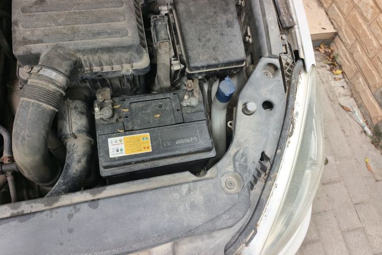 Used CHANGAN Raeton 2014 1.8T Automatic Elite Anniversary Edition China IV Standard Engine Bay Left
