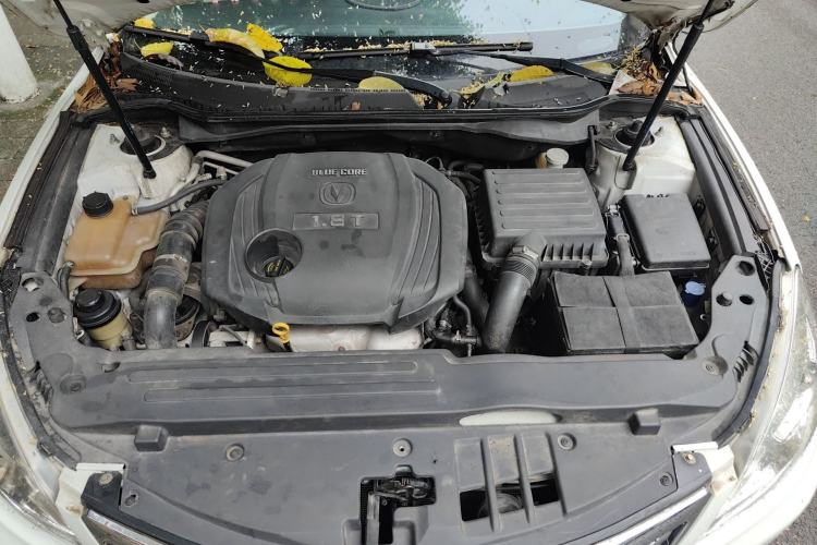 Used CHANGAN Raeton 2014 1.8T Automatic Elite Anniversary Edition China IV Standard Engine Bay