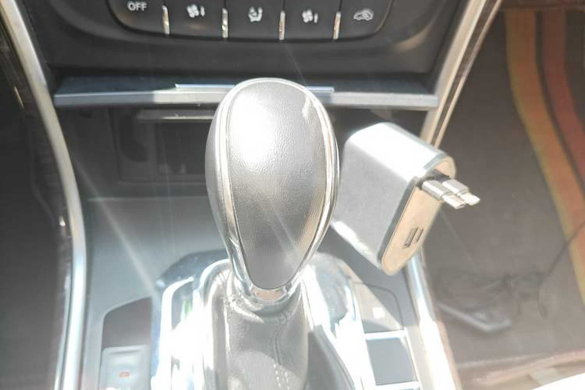 Used CHANGAN Raeton 2014 1.8T Automatic Elite Anniversary Edition China IV Standard Gear Lever