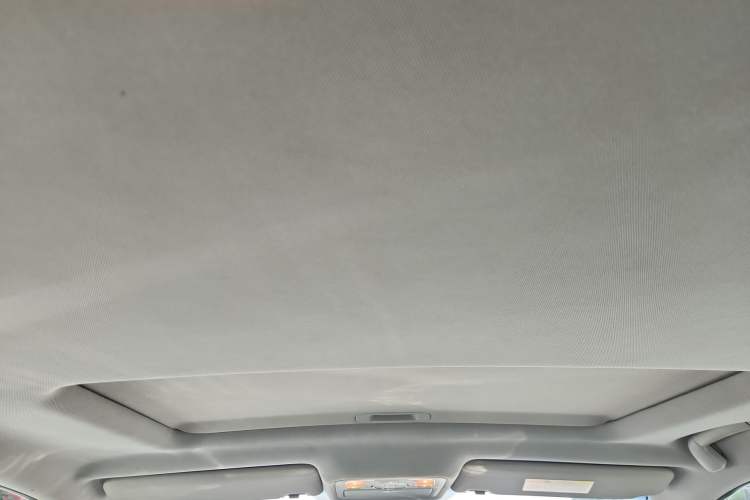 Used CHANGAN Raeton 2014 1.8T Automatic Prestige Anniversary Edition China IV Standard Headliner