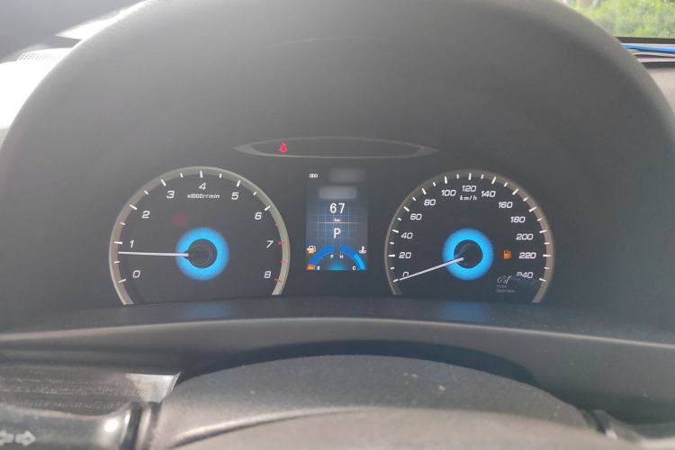 Used CHANGAN Raeton 2014 1.8T Automatic Prestige Anniversary Edition China V Standard Instrument Cluster