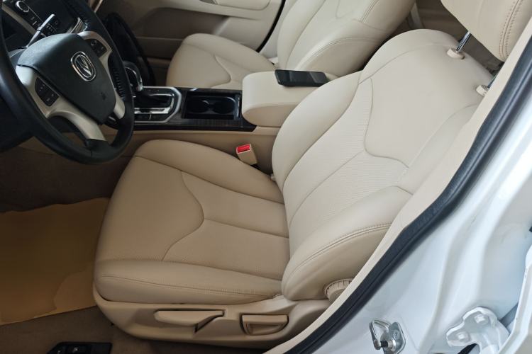 Used CHANGAN Raeton 2014 1.8T Automatic Elite Anniversary Edition China IV Standard Left Front Seat