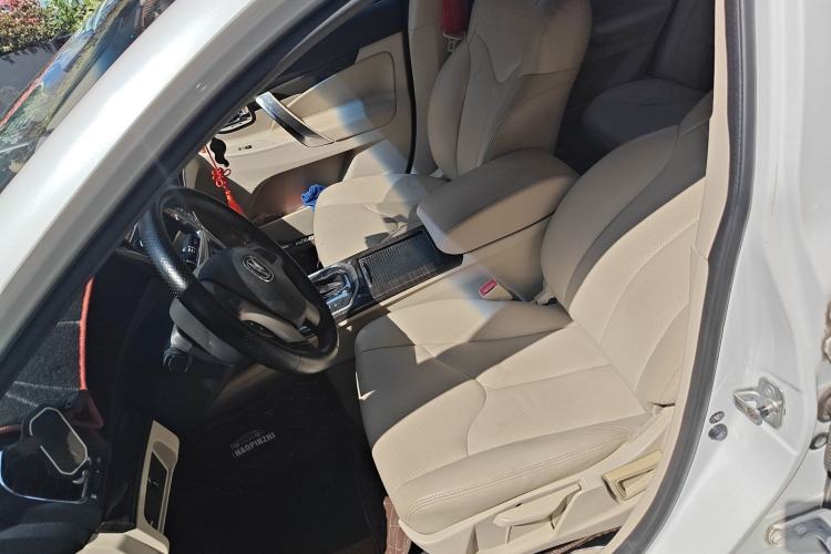 Used CHANGAN Raeton 2014 1.8T Automatic Elite Anniversary Edition China IV Standard Left Front Seat