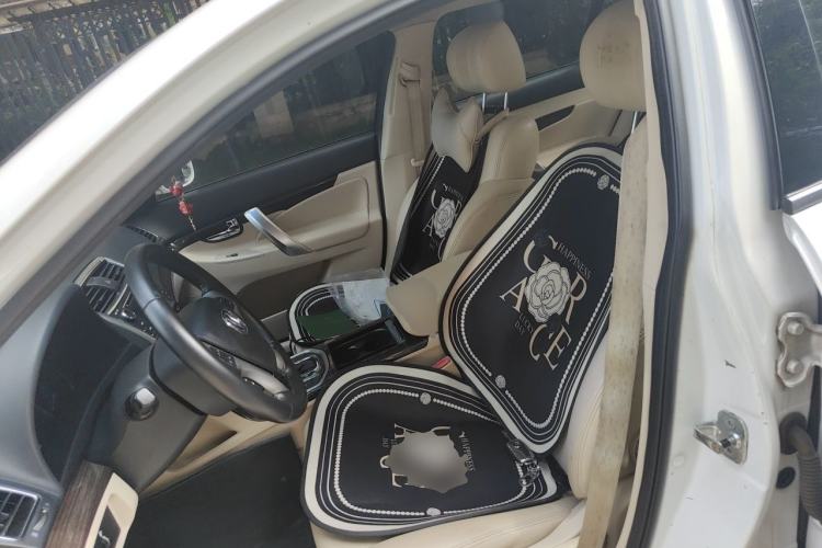 Used CHANGAN Raeton 2014 1.8T Automatic Elite Anniversary Edition China IV Standard Left Front Seat