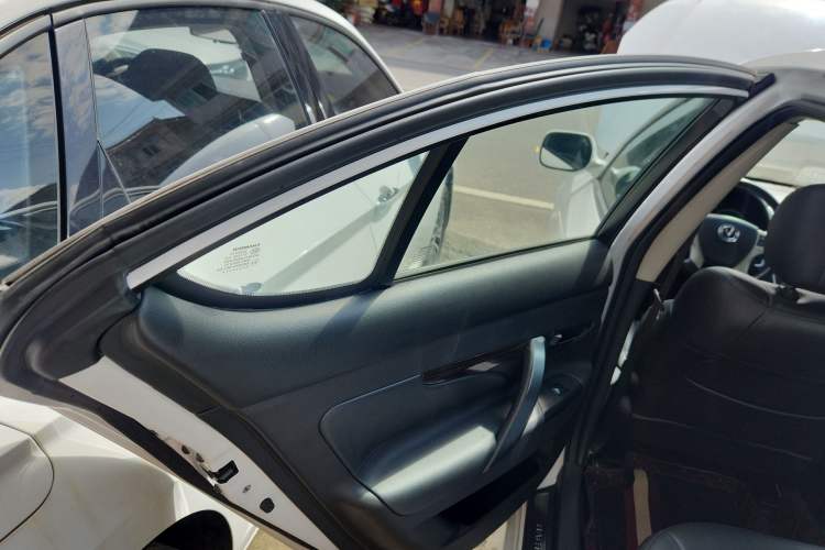 Used CHANGAN Raeton 2014 1.8T Automatic Prestige Anniversary Edition China IV Standard Left Rear Door Interior