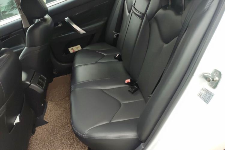 Used CHANGAN Raeton 2014 1.8T Automatic Prestige Anniversary Edition China IV Standard Left Rear Seat