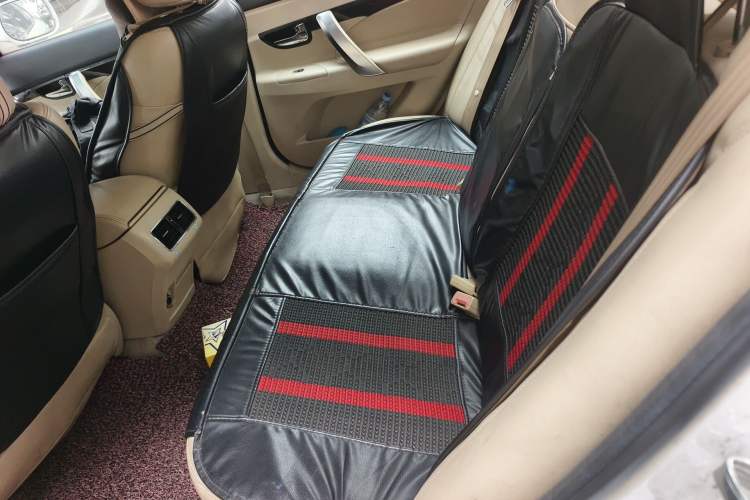 Used CHANGAN Raeton 2014 1.8T Automatic Elite Anniversary Edition China IV Standard Left Rear Seat