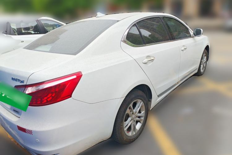 Used CHANGAN Raeton 2014 1.8T Automatic Elite Anniversary Edition China V Standard Rear Right 45 Deg