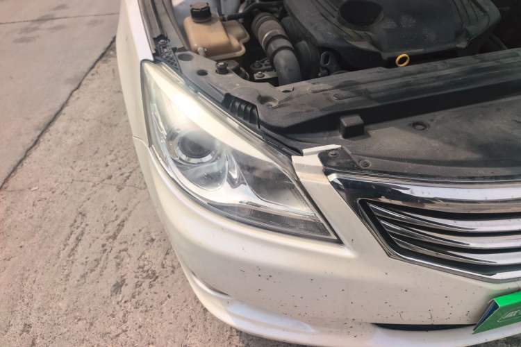 Used CHANGAN Raeton 2014 1.8T Automatic Prestige Anniversary Edition China V Standard Right Front Headlight