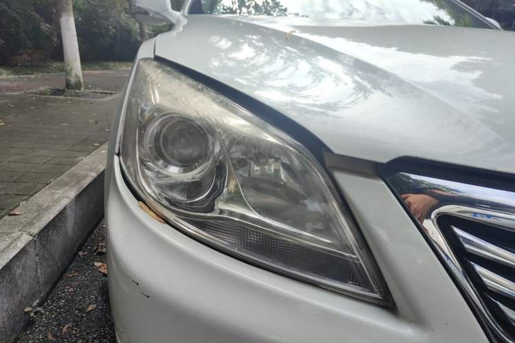Used CHANGAN Raeton 2014 1.8T Automatic Elite Anniversary Edition China IV Standard Right Front Headlight