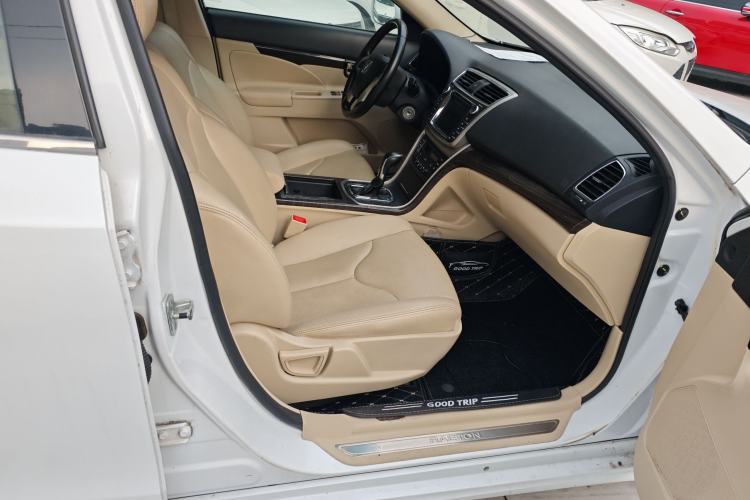 Used CHANGAN Raeton 2014 1.8T Automatic Elite Anniversary Edition China IV Standard Right Front Seat