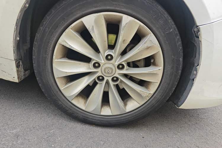 Used CHANGAN Raeton 2014 1.8T Automatic Prestige Anniversary Edition China IV Standard Right Front Wheel Hub