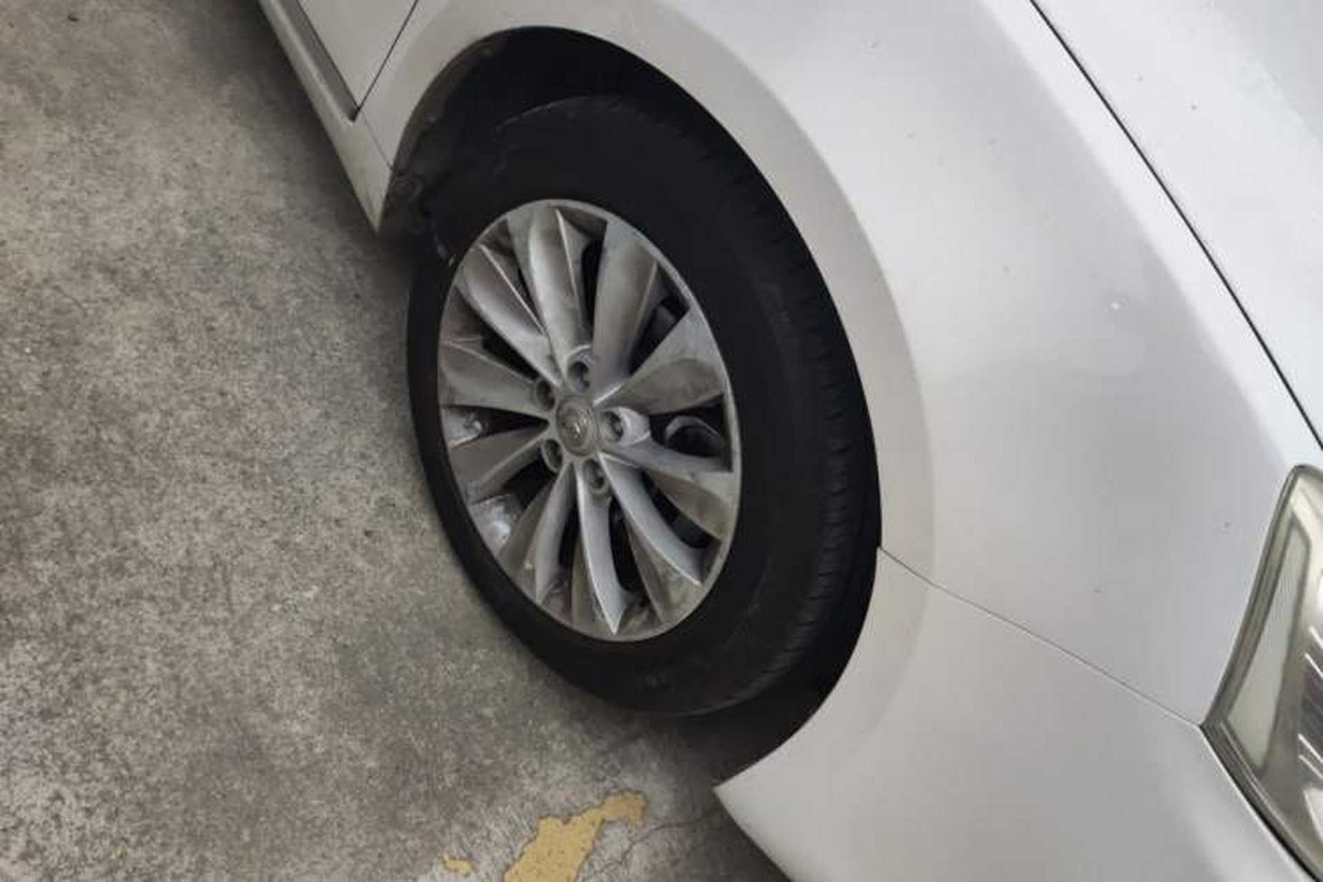 Used CHANGAN Raeton 2014 1.8T Automatic Prestige Anniversary Edition China IV Standard Right Front Wheel Hub