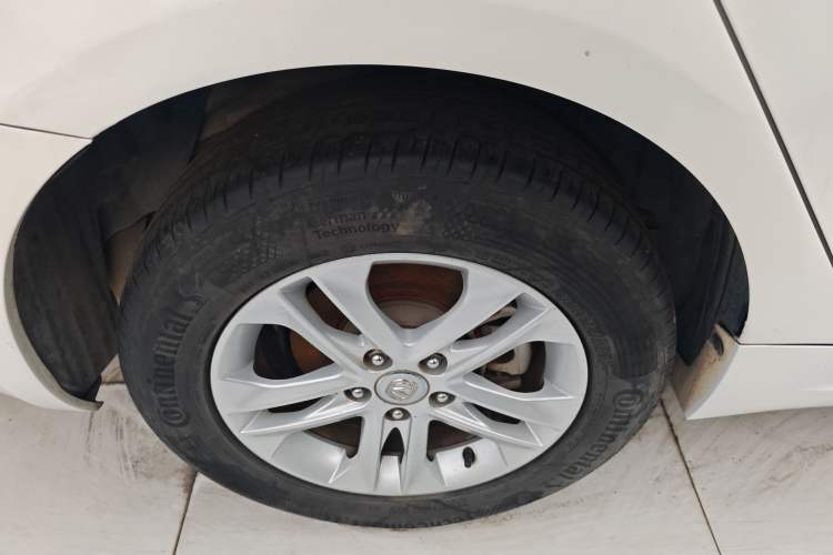 Used CHANGAN Raeton 2014 1.8T Automatic Elite Anniversary Edition China IV Standard Right Rear Wheel Hub