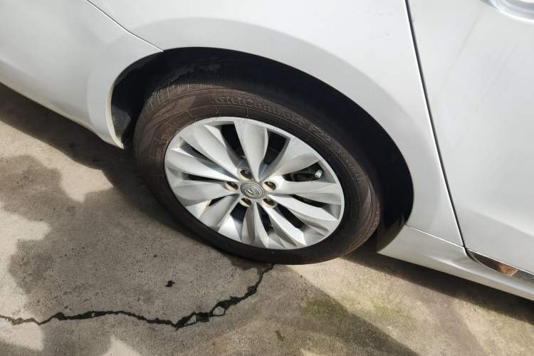 Used CHANGAN Raeton 2014 1.8T Automatic Prestige Anniversary Edition China IV Standard Right Rear Wheel Hub