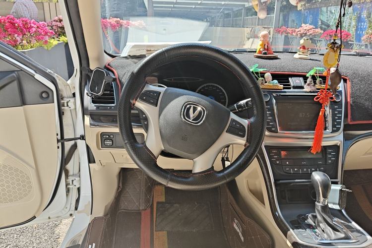 Used CHANGAN Raeton 2014 1.8T Automatic Elite Anniversary Edition China IV Standard Steering Wheel