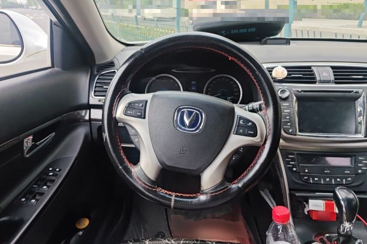 Used CHANGAN Raeton 2014 1.8T Automatic Prestige Anniversary Edition China IV Standard Steering Wheel
