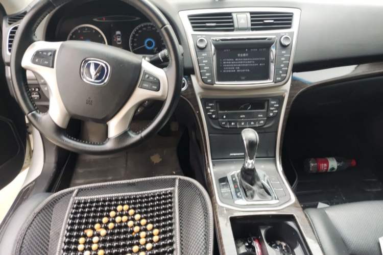 Used CHANGAN Raeton 2014 1.8T Automatic Prestige Anniversary Edition China IV Standard Steering Wheel