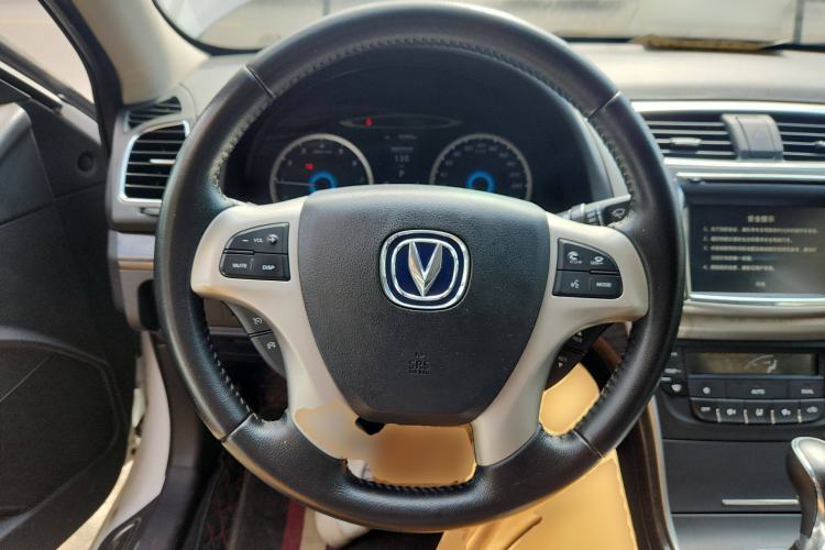 Used CHANGAN Raeton 2014 1.8T Automatic Prestige Anniversary Edition China IV Standard Steering Wheel