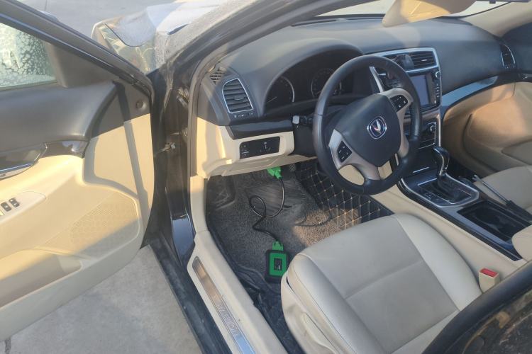 Used CHANGAN Raeton 2016 1.8T Automatic Smart Enjoyment Deluxe Model Driver Seat