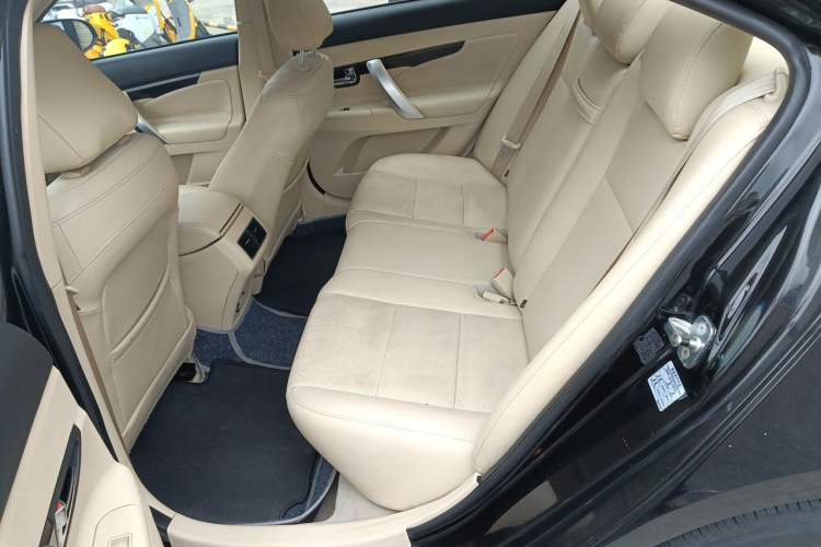 Used CHANGAN Raeton 2016 1.8T Automatic Smart Enjoyment Deluxe Model Left Rear Seat