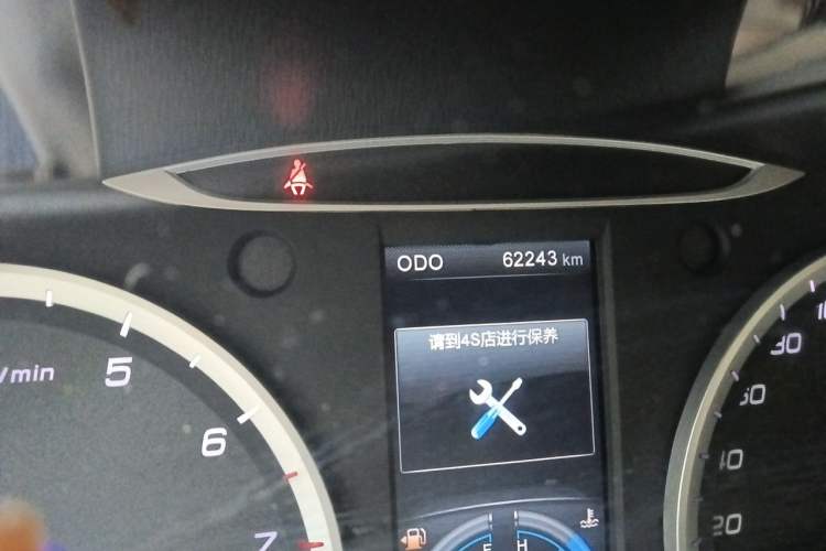 Used CHANGAN Raeton 2016 1.8T Automatic Smart Enjoyment Deluxe Model Odometer Close Up