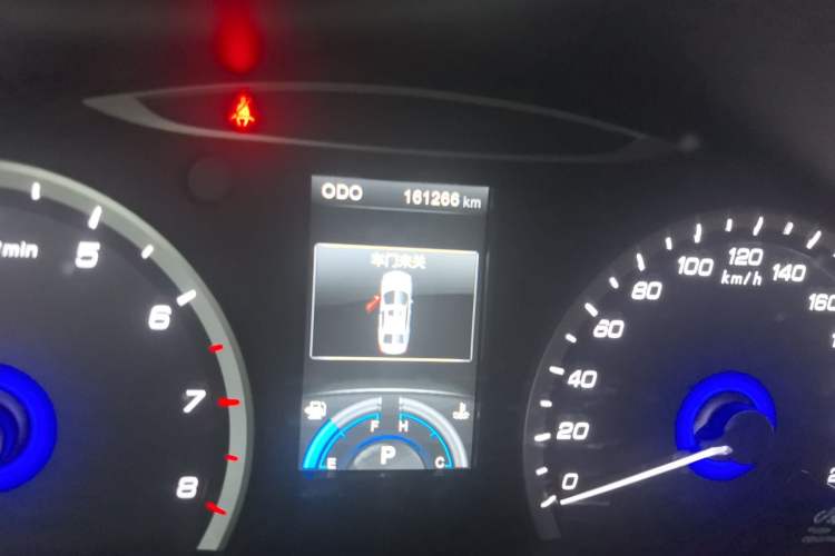 Used CHANGAN Raeton 2016 1.8T Automatic Smart Enjoyment Deluxe Model Odometer Close Up