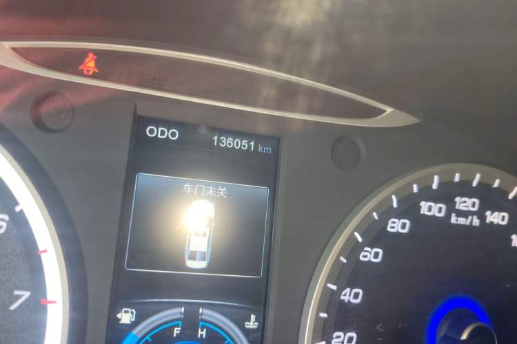 Used CHANGAN Raeton 2016 1.8T Automatic Smart Enjoyment Deluxe Model Odometer Close Up
