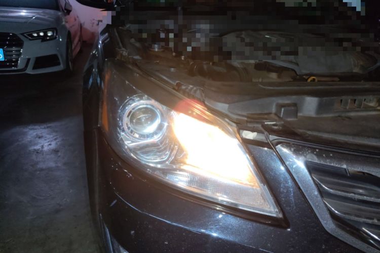 Used CHANGAN Raeton 2016 1.8T Automatic Smart Enjoyment Deluxe Model Right Front Headlight