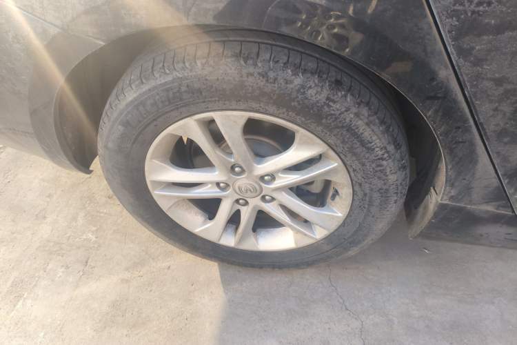 Used CHANGAN Raeton 2016 1.8T Automatic Smart Enjoyment Deluxe Model Right Rear Wheel Hub