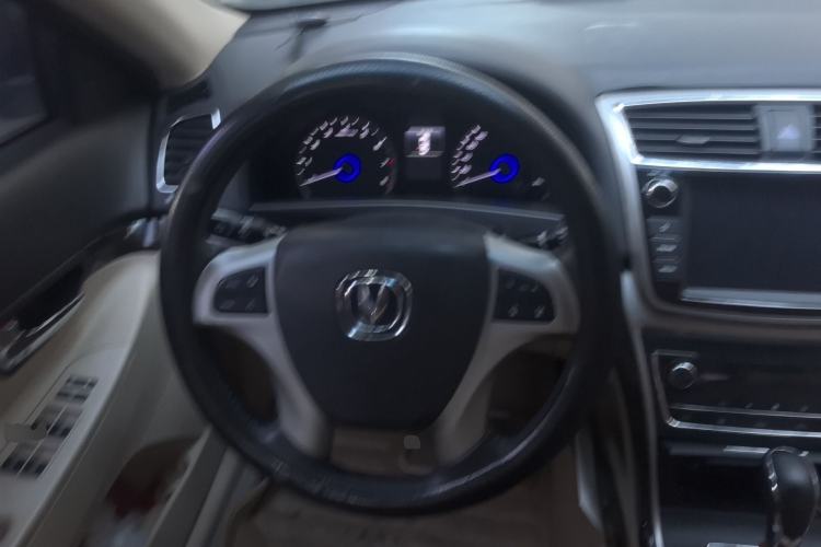 Used CHANGAN Raeton 2016 1.8T Automatic Smart Enjoyment Deluxe Model Steering Wheel