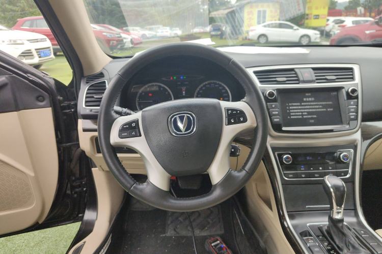 Used CHANGAN Raeton 2016 1.8T Automatic Smart Enjoyment Deluxe Model Steering Wheel