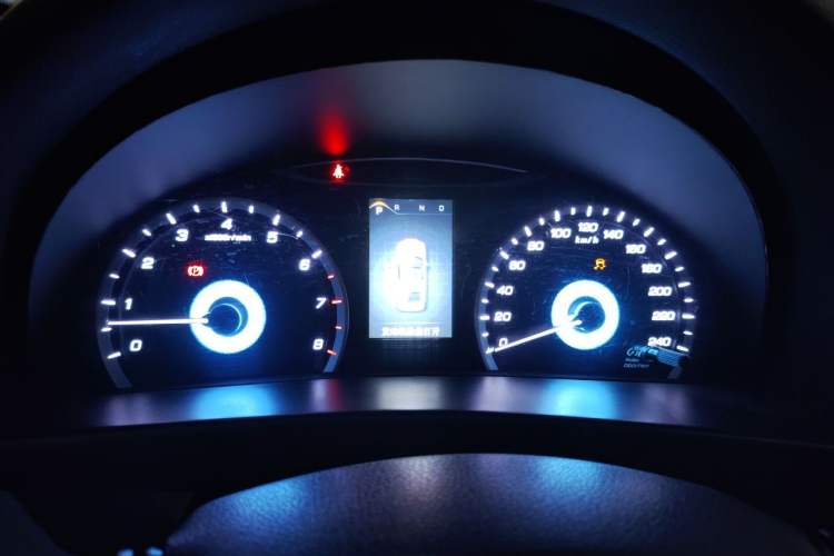 Used CHANGAN Raeton 2016 1.8T Automatic Smart Enjoyment Deluxe Model Instrument Cluster
