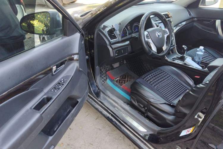 Used CHANGAN Raeton 2017 1.5T Automatic Smart Enjoyment Zunchi Model Driver Seat
