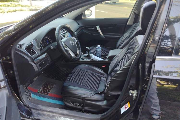 Used CHANGAN Raeton 2017 1.5T Automatic Smart Enjoyment Zunchi Model Left Front Seat