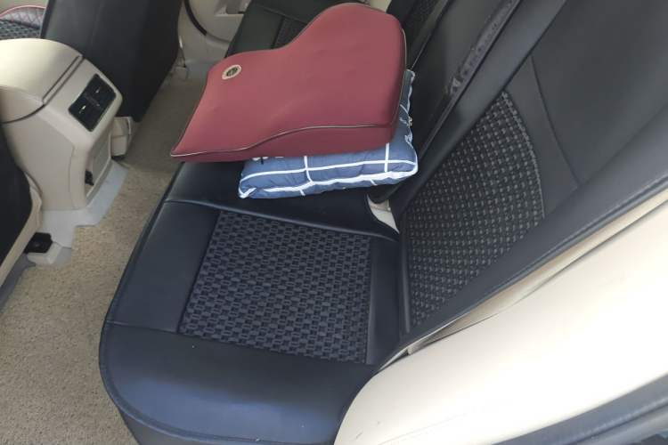 Used CHANGAN Raeton 2017 1.5T Automatic Smart Enjoyment Deluxe Model Left Rear Seat