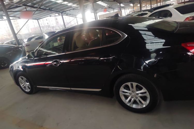 Used CHANGAN Raeton 2017 1.5T Automatic Smart Enjoyment Deluxe Model Left Side