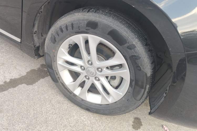 Used CHANGAN Raeton 2017 1.5T Automatic Smart Enjoyment Deluxe Model Right Front Wheel Hub