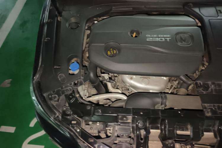 Used CHANGAN Raeton CC 2018 1.5T Automatic Zhiya Model China V Standard Engine Bay Right