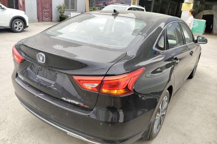 Used CHANGAN Raeton CC 2018 1.5T Automatic Zhiya Model China V Standard Rear Right 45 Deg