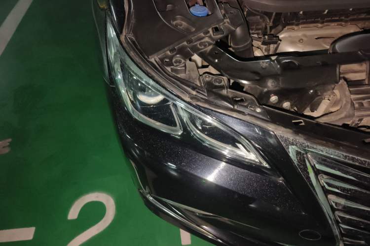 Used CHANGAN Raeton CC 2018 1.5T Automatic Zhiya Model China V Standard Right Front Headlight
