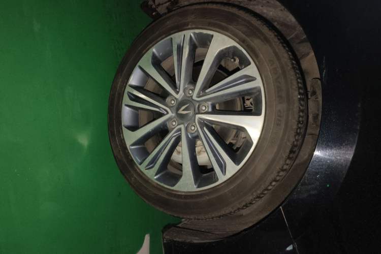 Used CHANGAN Raeton CC 2018 1.5T Automatic Zhiya Model China V Standard Right Front Wheel Hub