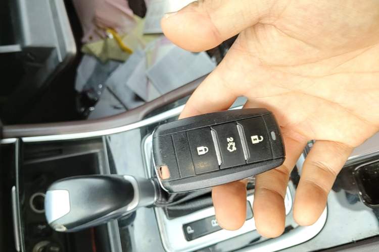 Used CHANGAN Raeton CC 2018 1.5T Automatic Zhiya Model China V Standard Vehicle Key