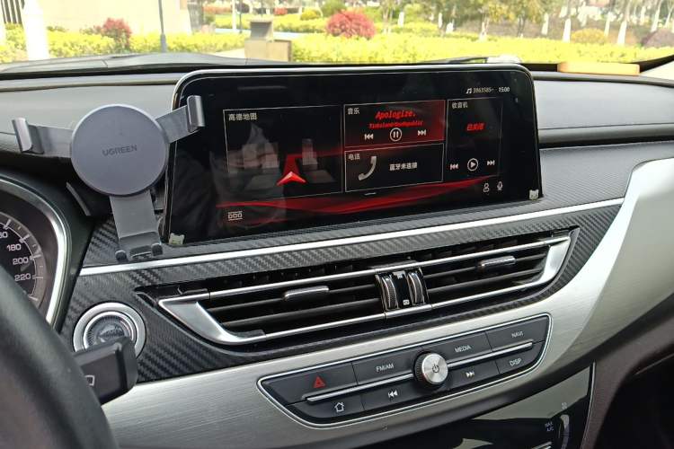 Used CHANGAN Raeton CC 2018 1.5T Automatic Haoya Model Guangmang Edition China V Standard Audio And AC Panel